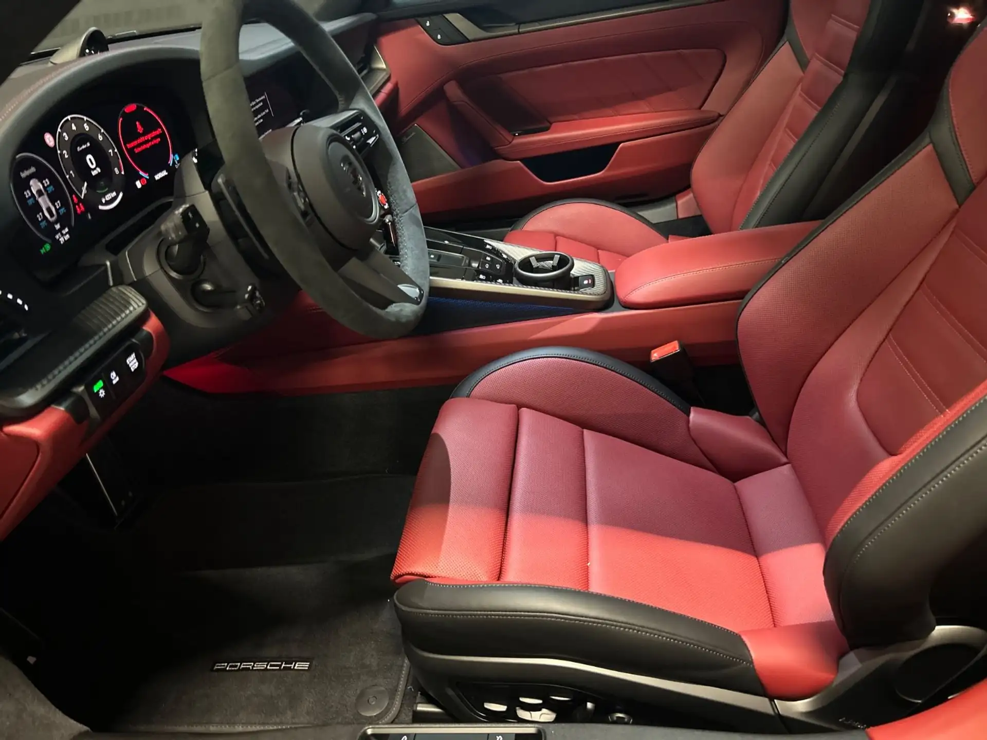 포르쉐 911 Turbo S Coupe 2026 검정 사진 8