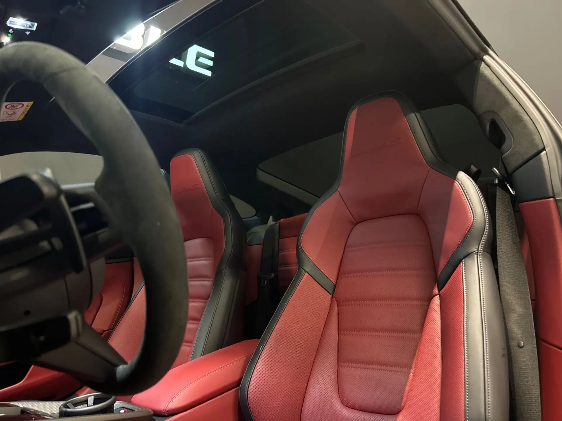 포르쉐 911 Turbo S Coupe 2026 검정 사진 7