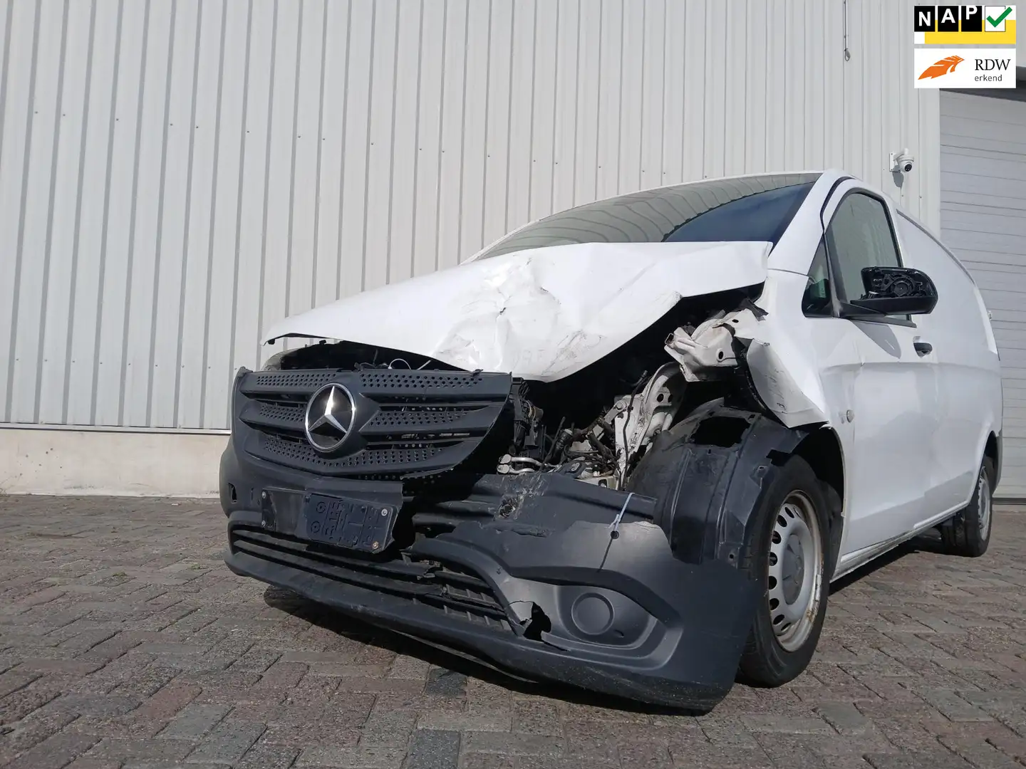 Mercedes-Benz Vito 111 CDI Lang - Clima - Navi - Display - Schade - 1