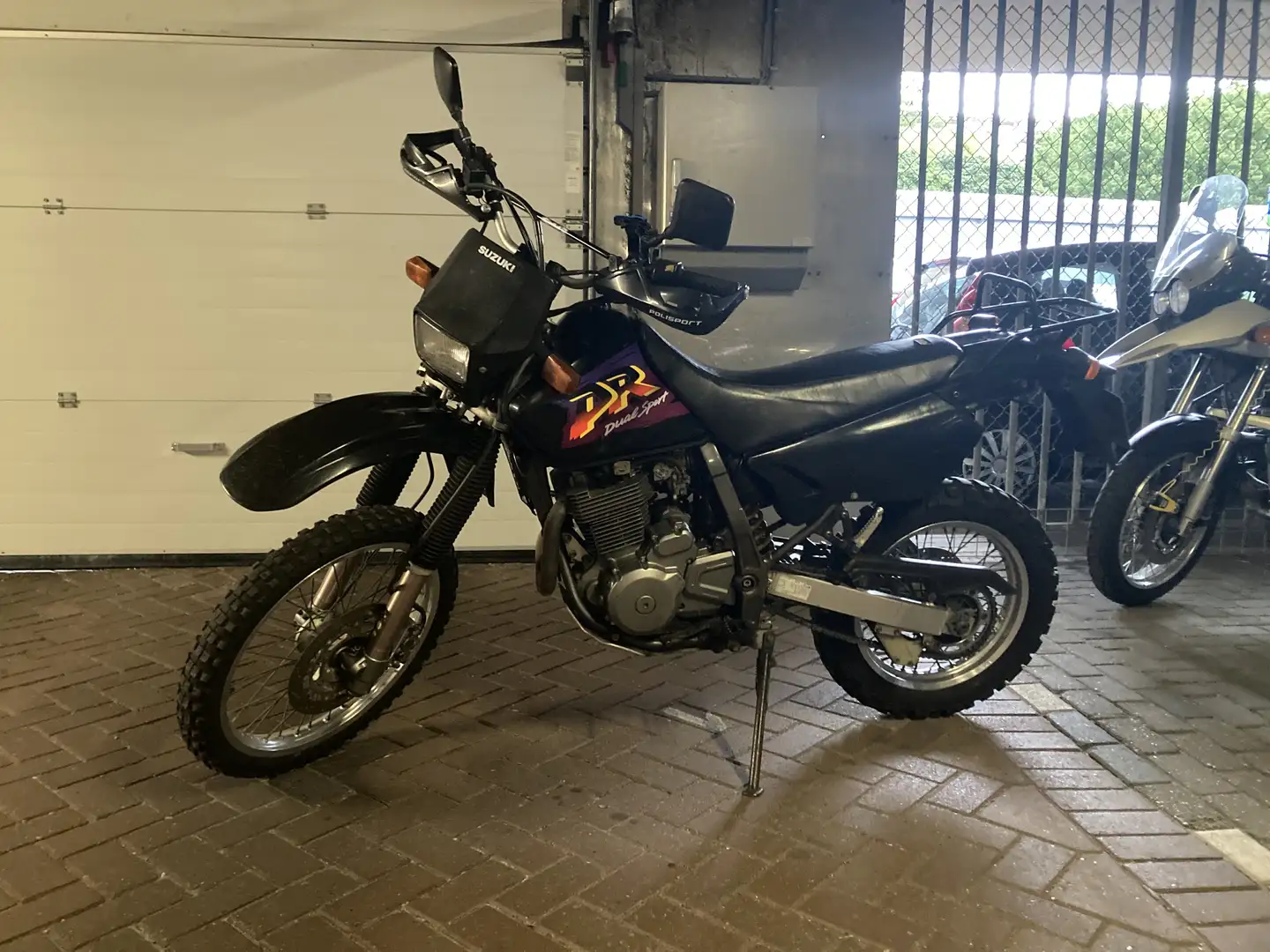 Suzuki DR 650 Suzuki DR650 SP46 SE Zwart - 1