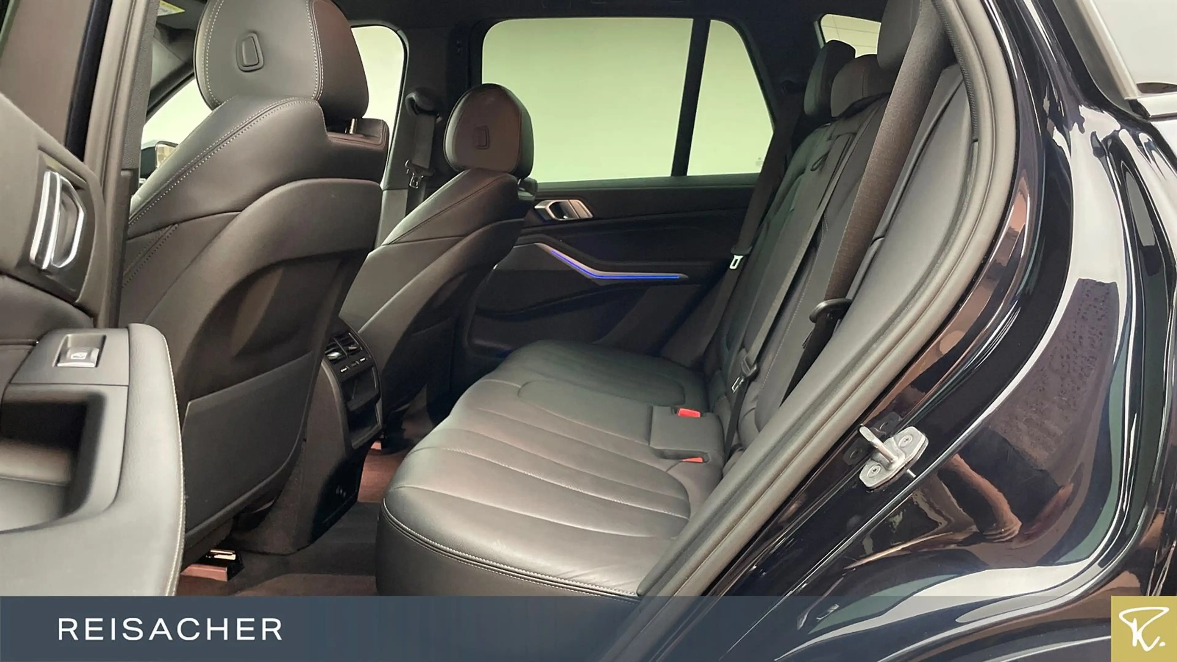 BMW X5 xDrive30d A M-Sport,AHK,Leder,LCProf — photo 8