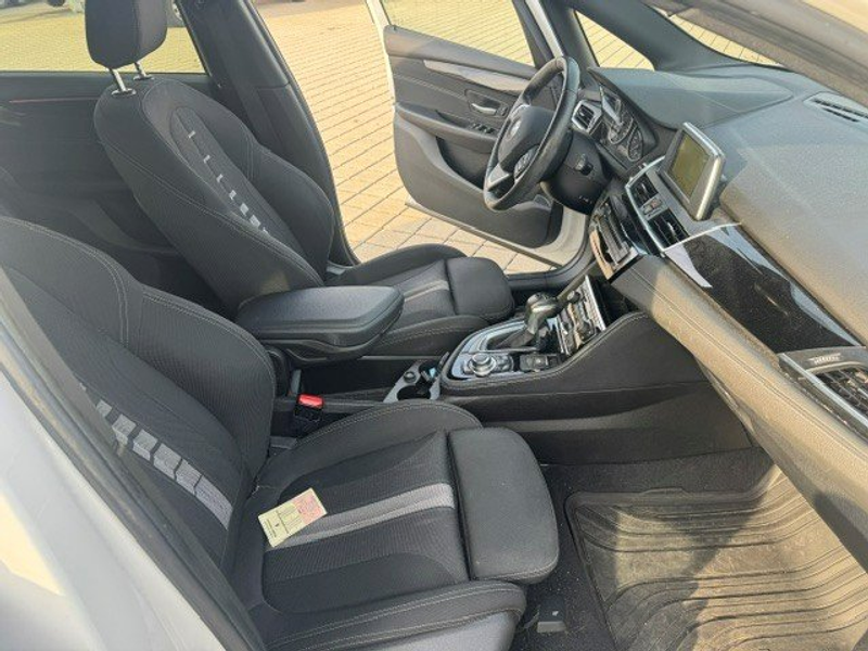 BMW 218 218 i Sport Line Aut. — photo 9