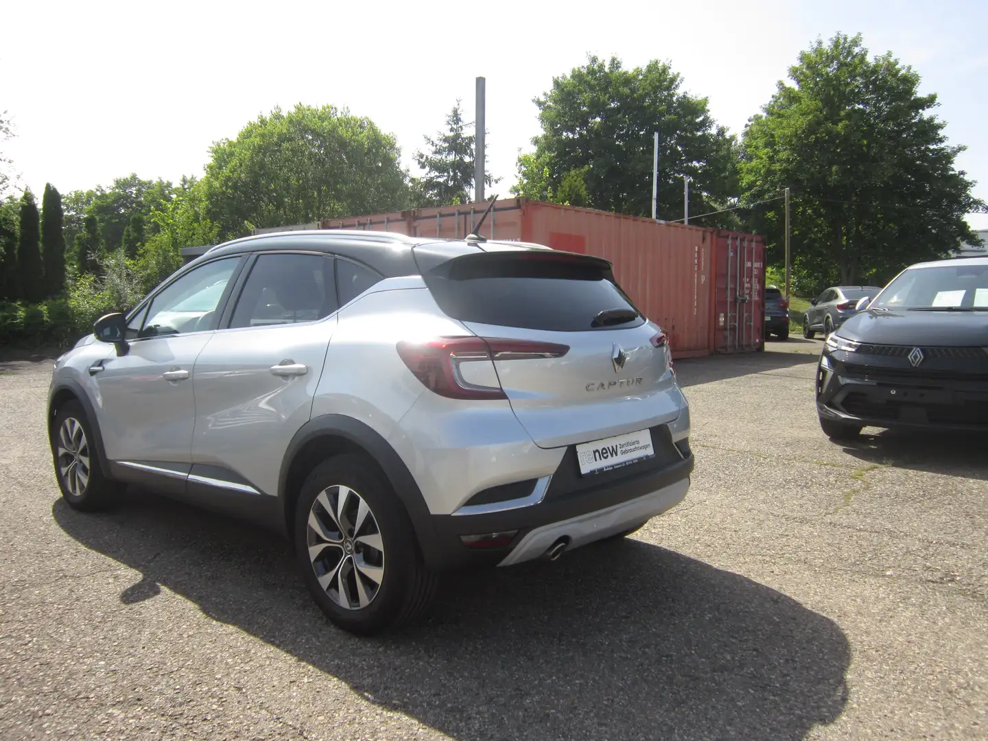 Renault Captur TCe 130 GPF INTENS. Sitzheizung, Navigation, Silber - 2