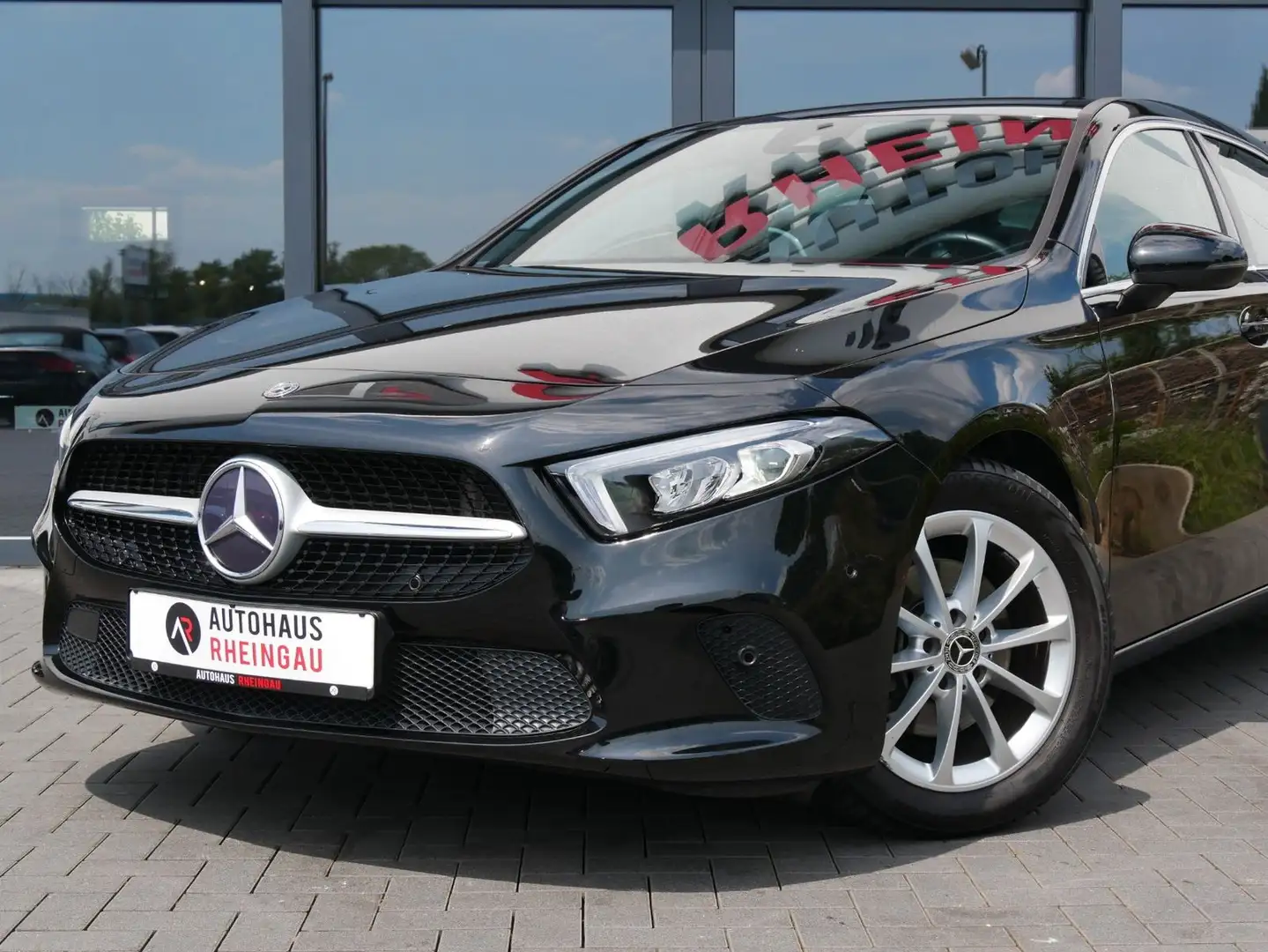 Mercedes-Benz A 200 LED! WIDESCREEN! AMBIENTE! Fekete - 2