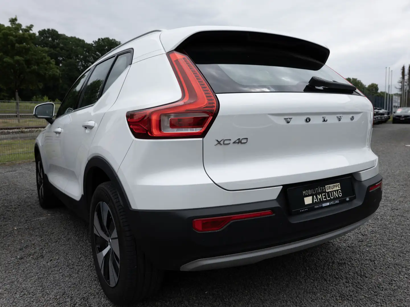 Volvo XC40 T4 Inscription Expression Recharge LED Weiß - 2
