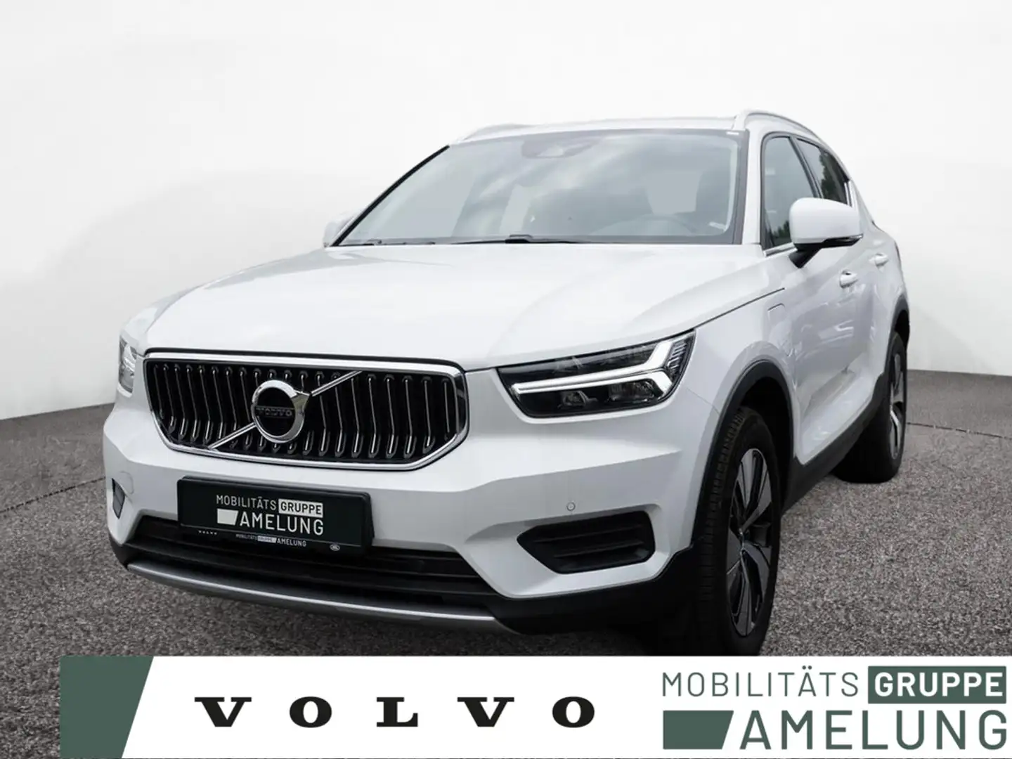 Volvo XC40 T4 Inscription Expression Recharge LED Weiß - 1