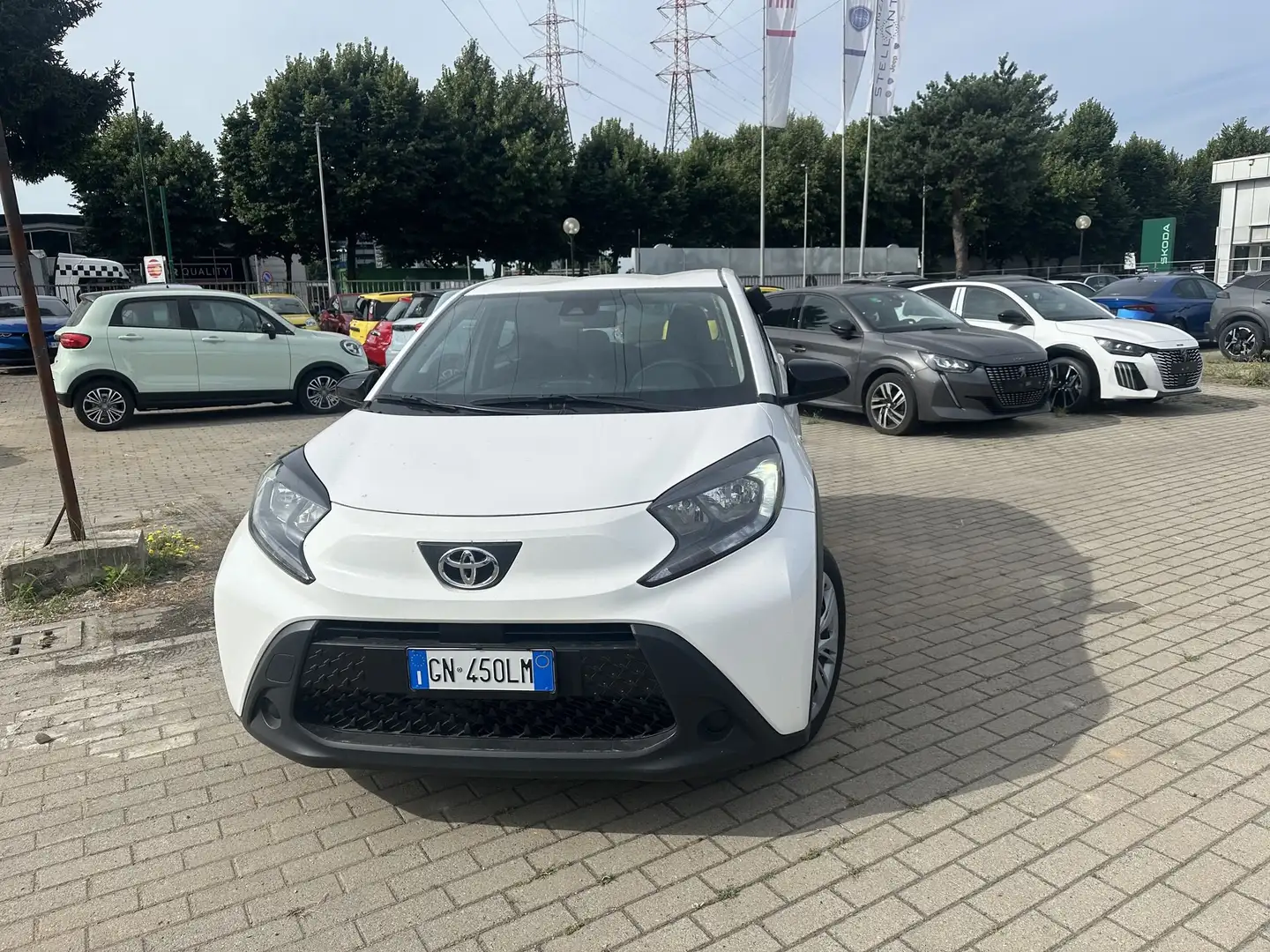 Toyota Aygo X 1.0 VVT-i 72 CV 5 porte Active Bianco - 2