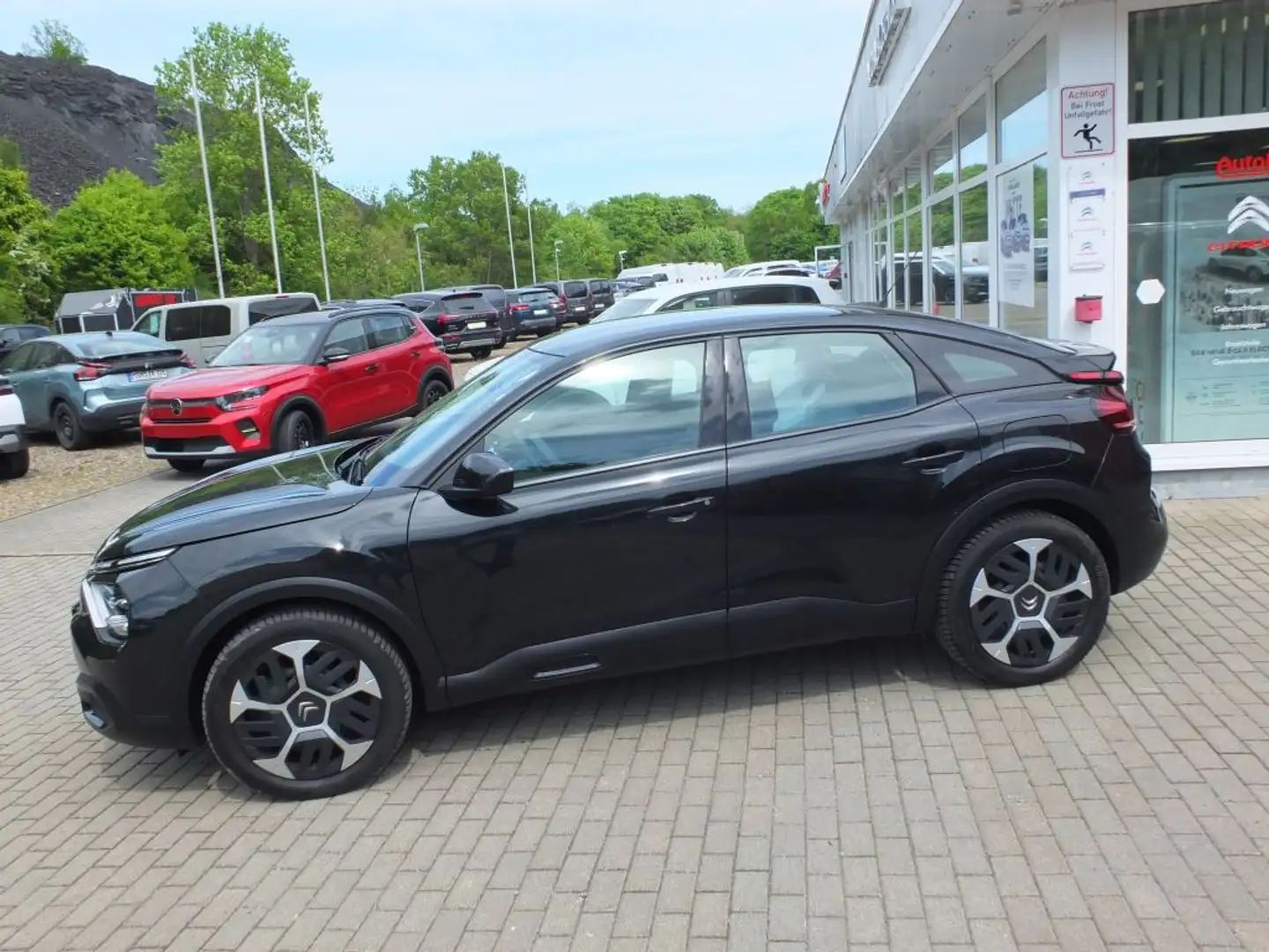 Citroen C4 PureTech 130 Stop&Start FEEL Fekete - 1