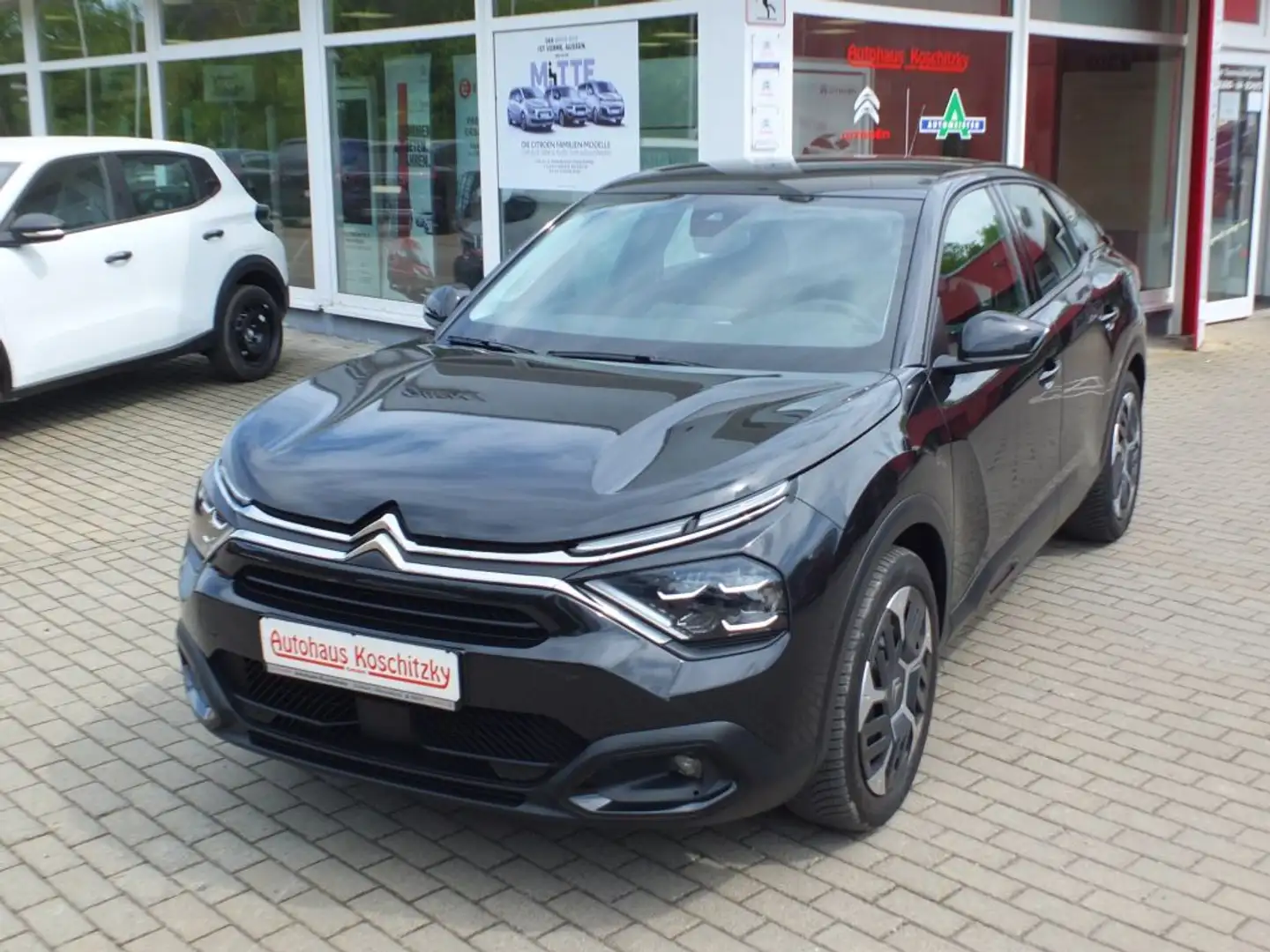 Citroen C4 PureTech 130 Stop&Start FEEL Fekete - 2