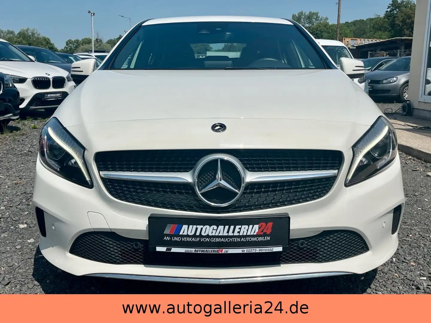 Mercedes-Benz A 180 BE URBAN Navi LED SPORTSITZE Leder 2.HAND Weiß - 2
