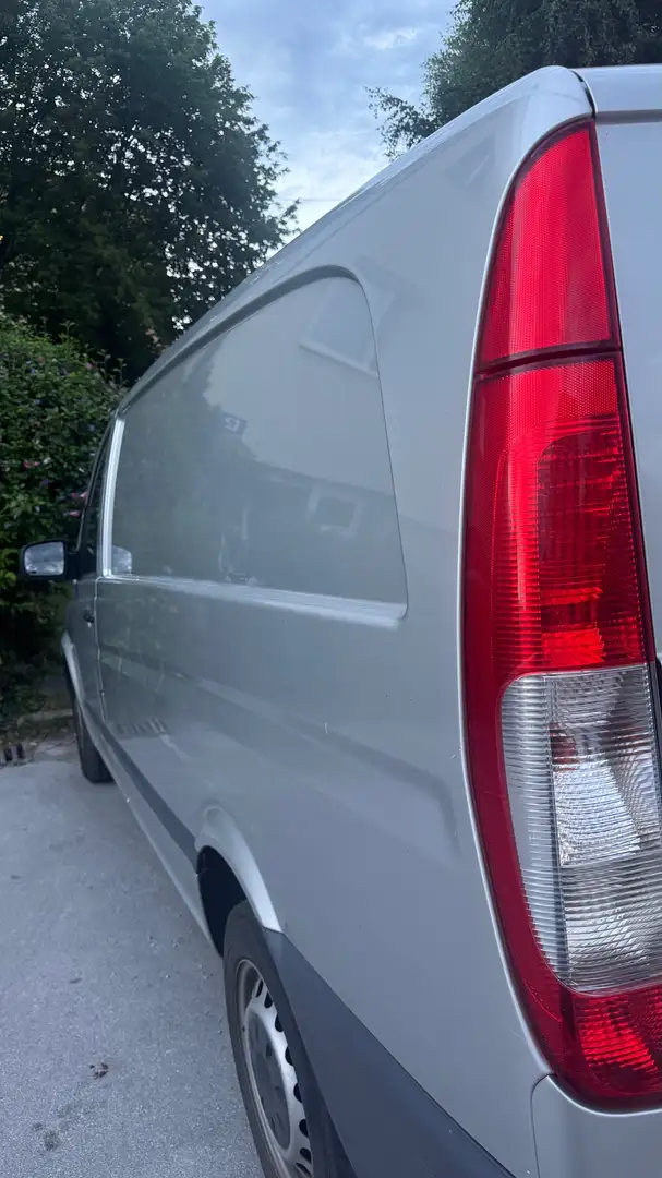 Mercedes-Benz Vito Vito 110 CDI BlueEff. BusinessVan Classic lang BusinessVan Classic Grau - 2