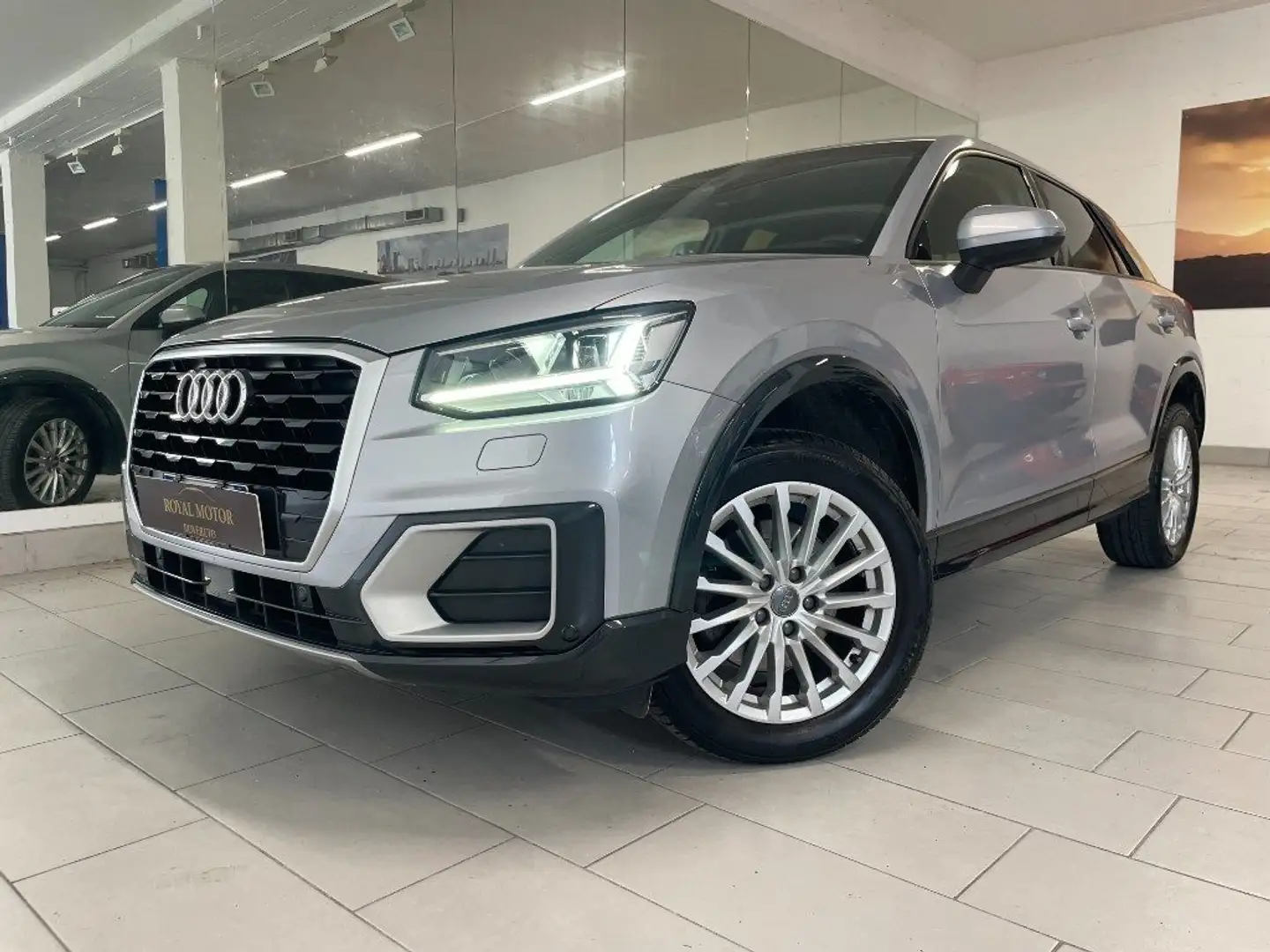 Audi Q2 30 TDI S tronic Business Desig! S TRONIC! Argento - 1