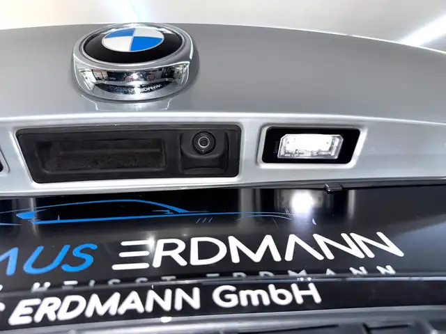 BMW X4 view 24