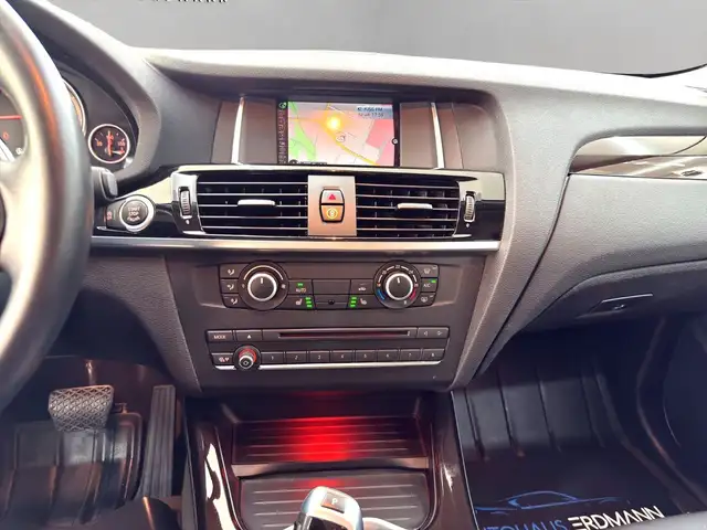 BMW X4 view 17