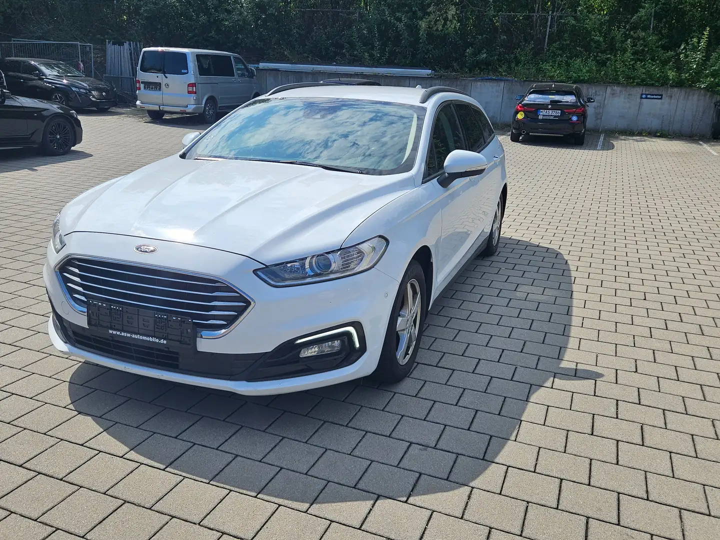 Ford Mondeo Trend Blanc - 1