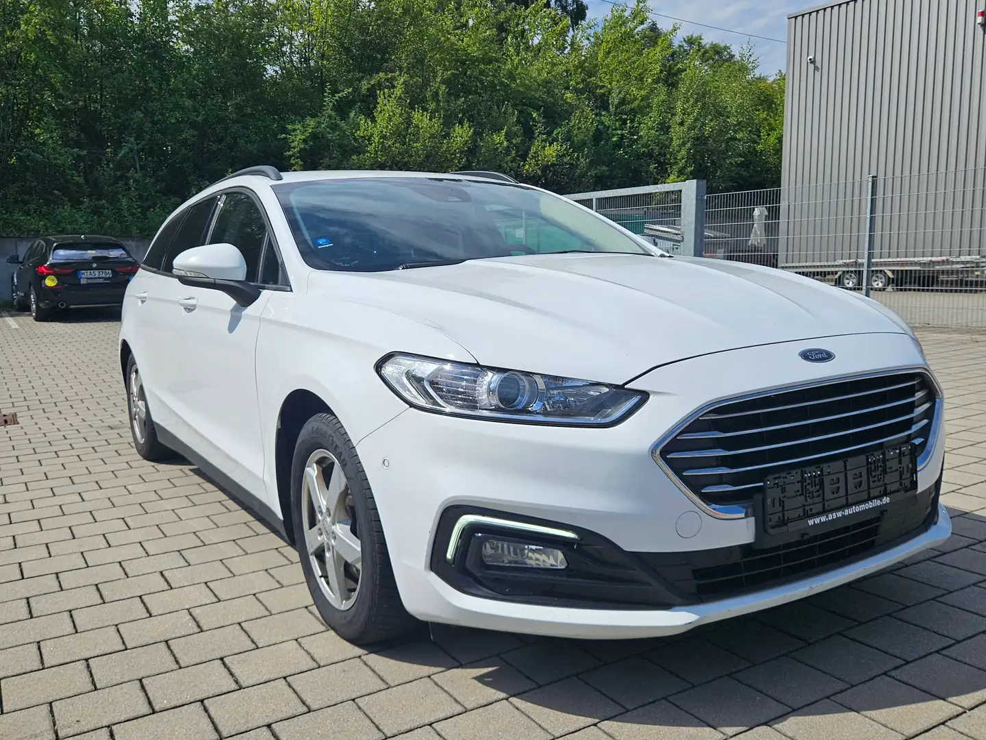 Ford Mondeo Trend Blanc - 2