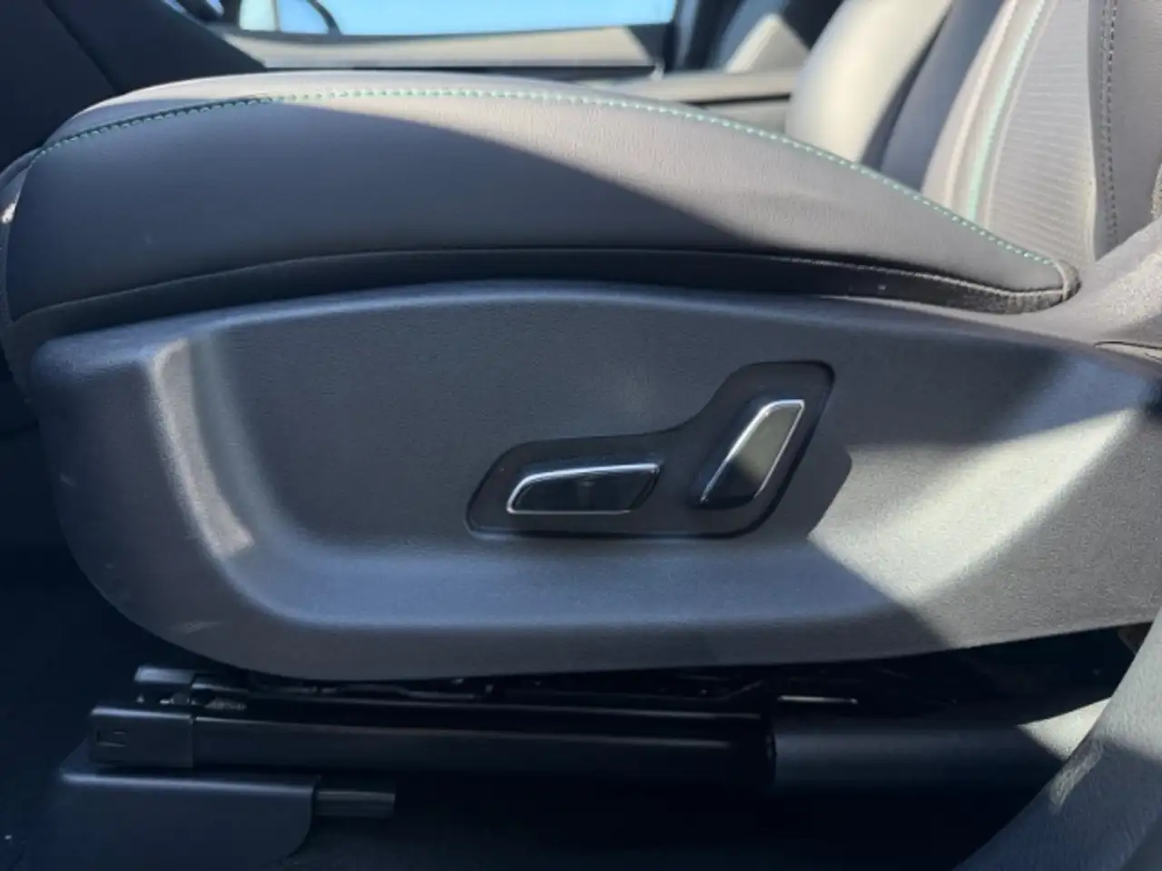 BYD Seal U DM-i Navi+Sitzheizung+Rückfahrkamera+Panoramadach+, миниатюра 15