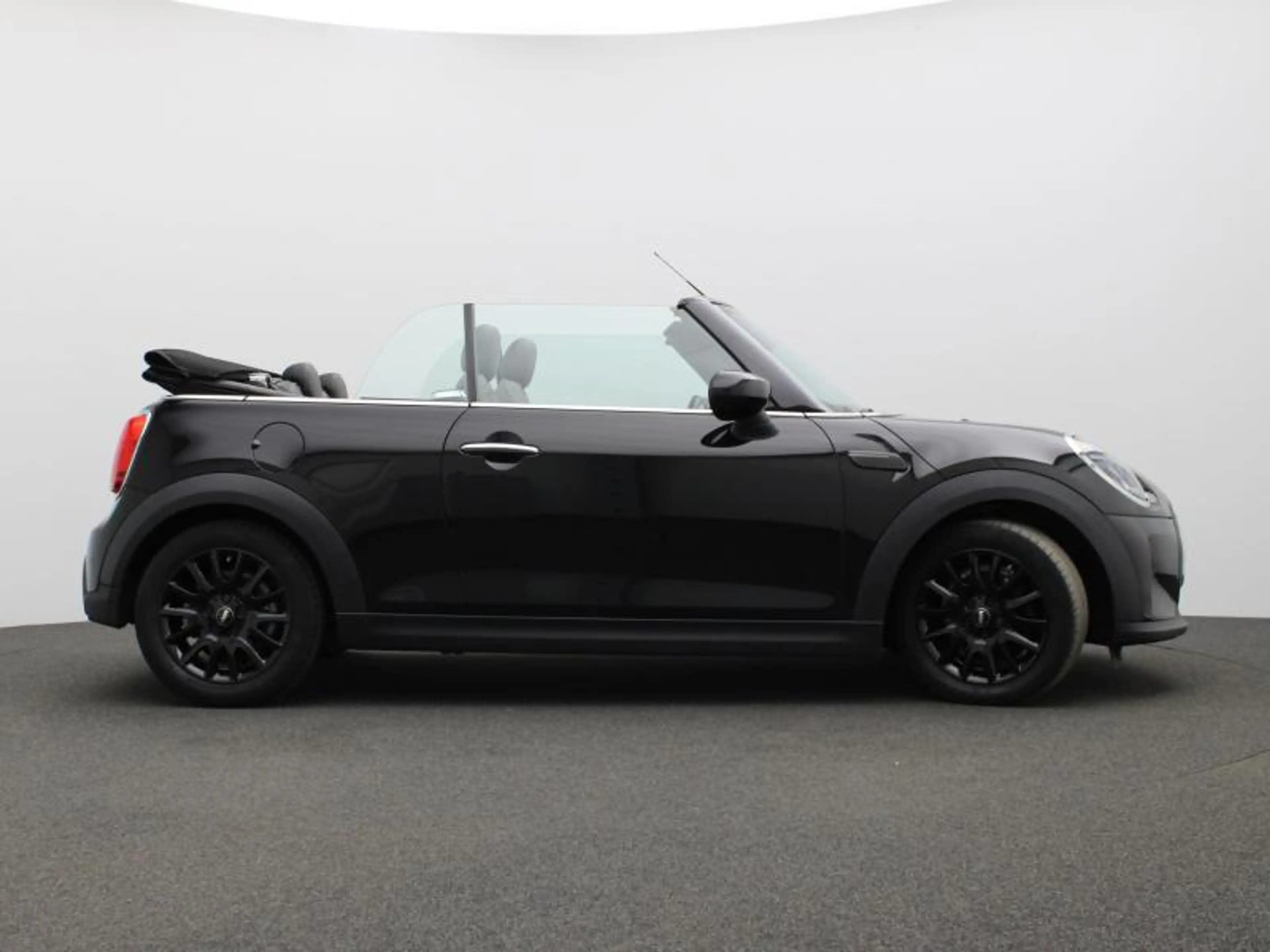MINI One Cabrio FACELIFT - NAVI - LED - PDC — photo 3