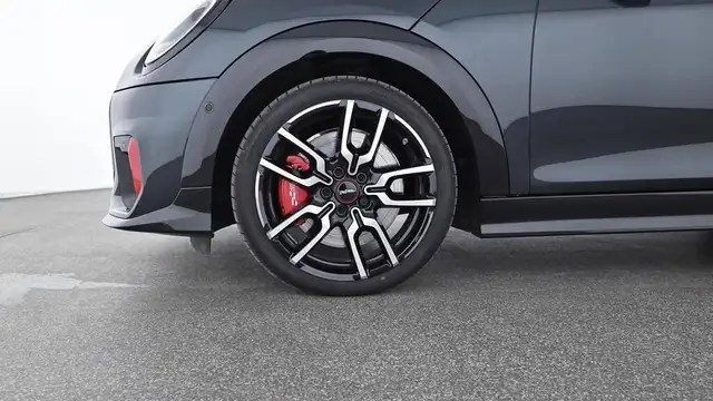 Mini Hatch view 4