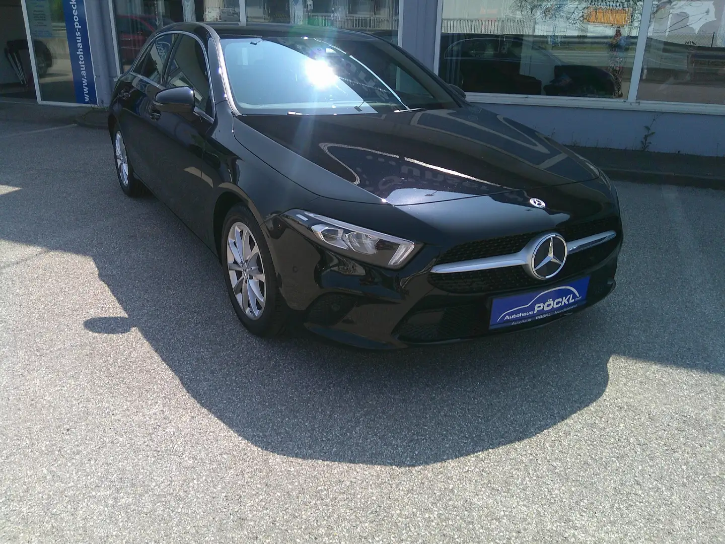 Mercedes-Benz A 180 A 180 d (177.003) Schwarz - 2