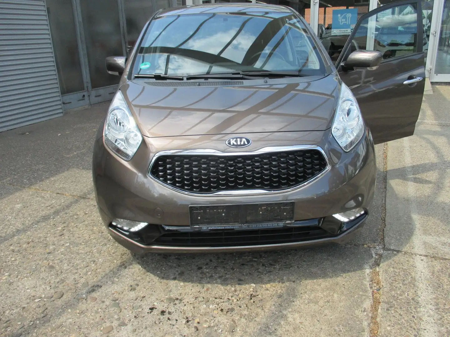 Kia Venga Dream Team Premium Beige - 2