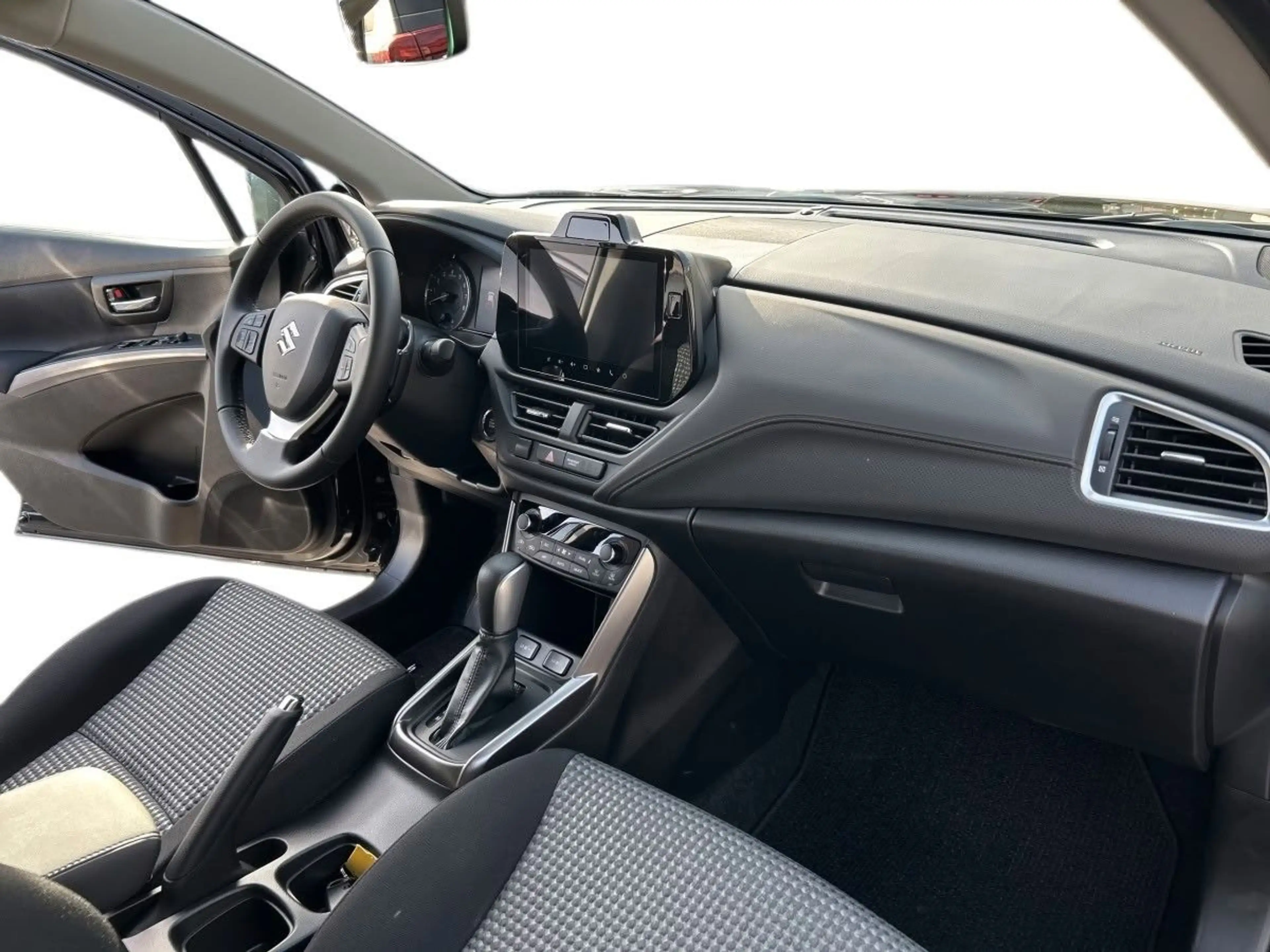 Suzuki SX4 S-Cross S-Cross 1.4 BOOSTERJET Hybrid Comfort AT — photo 13