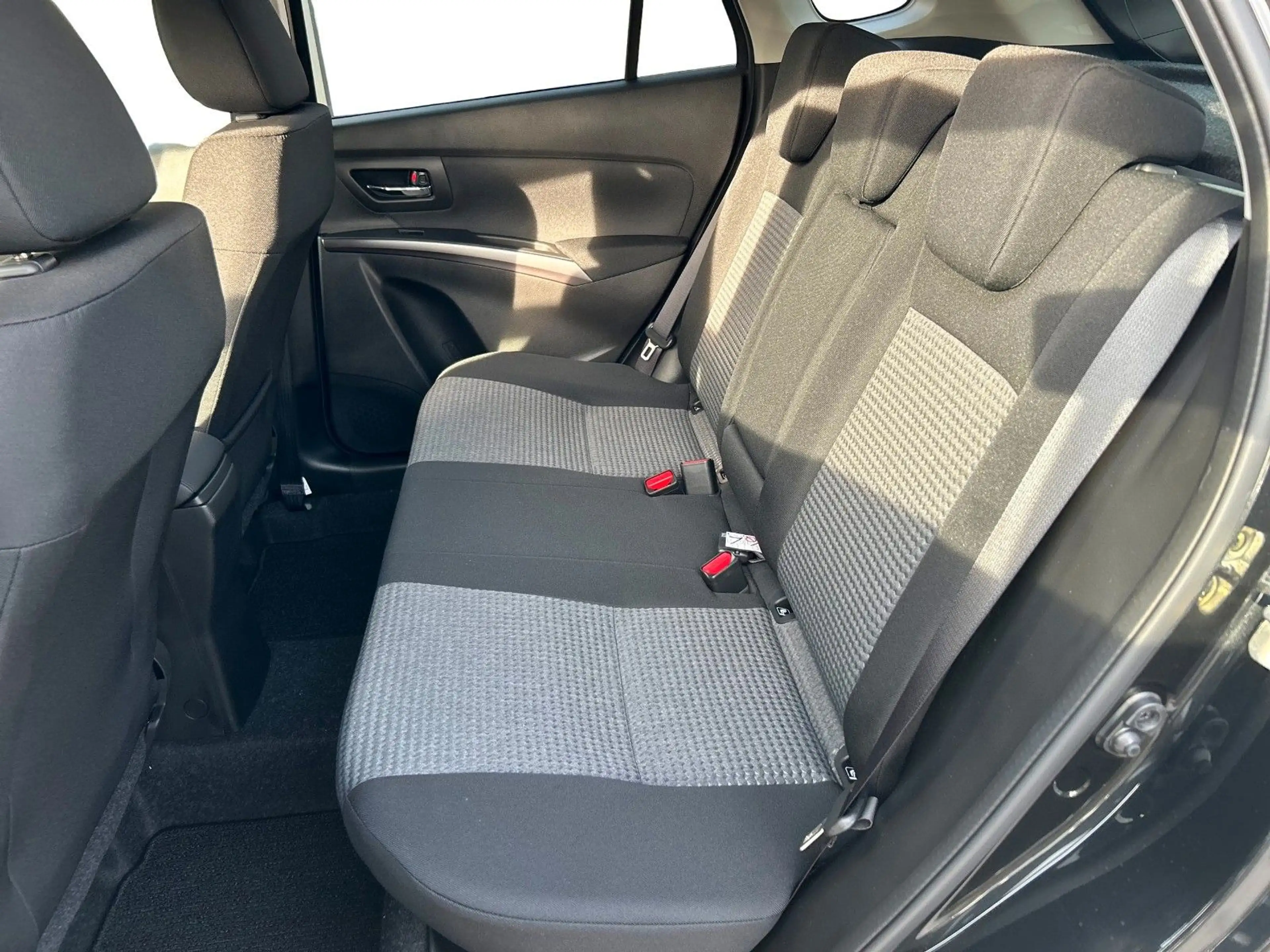 Suzuki SX4 S-Cross S-Cross 1.4 BOOSTERJET Hybrid Comfort AT — photo 14