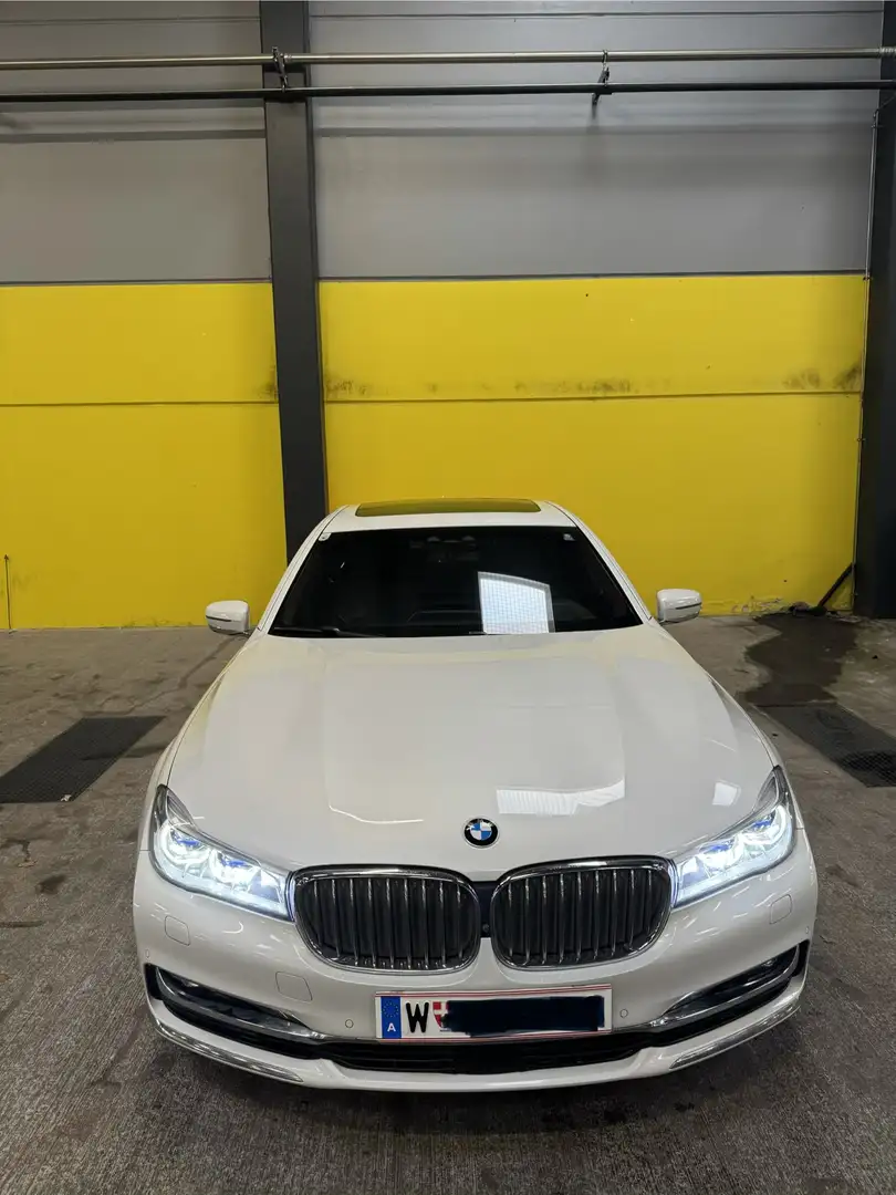 BMW 740 740Le PHEV Aut. - 2