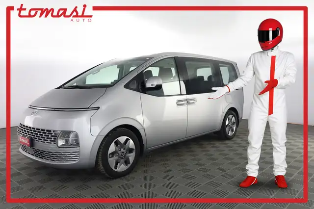 Hyundai STARIA 2.2 AT 2WD 9 posti Wagon