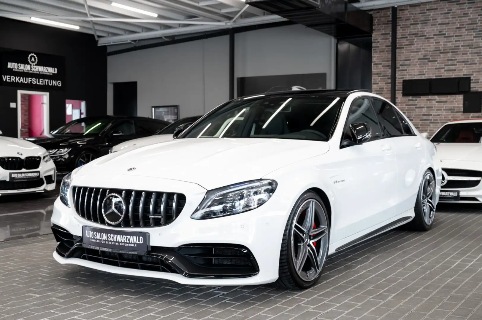 Mercedes-Benz C 63 AMG C63S AMG Lim|PERF. AGA+SITZE|CARBON EX+INTERIEUR Bílá - 2