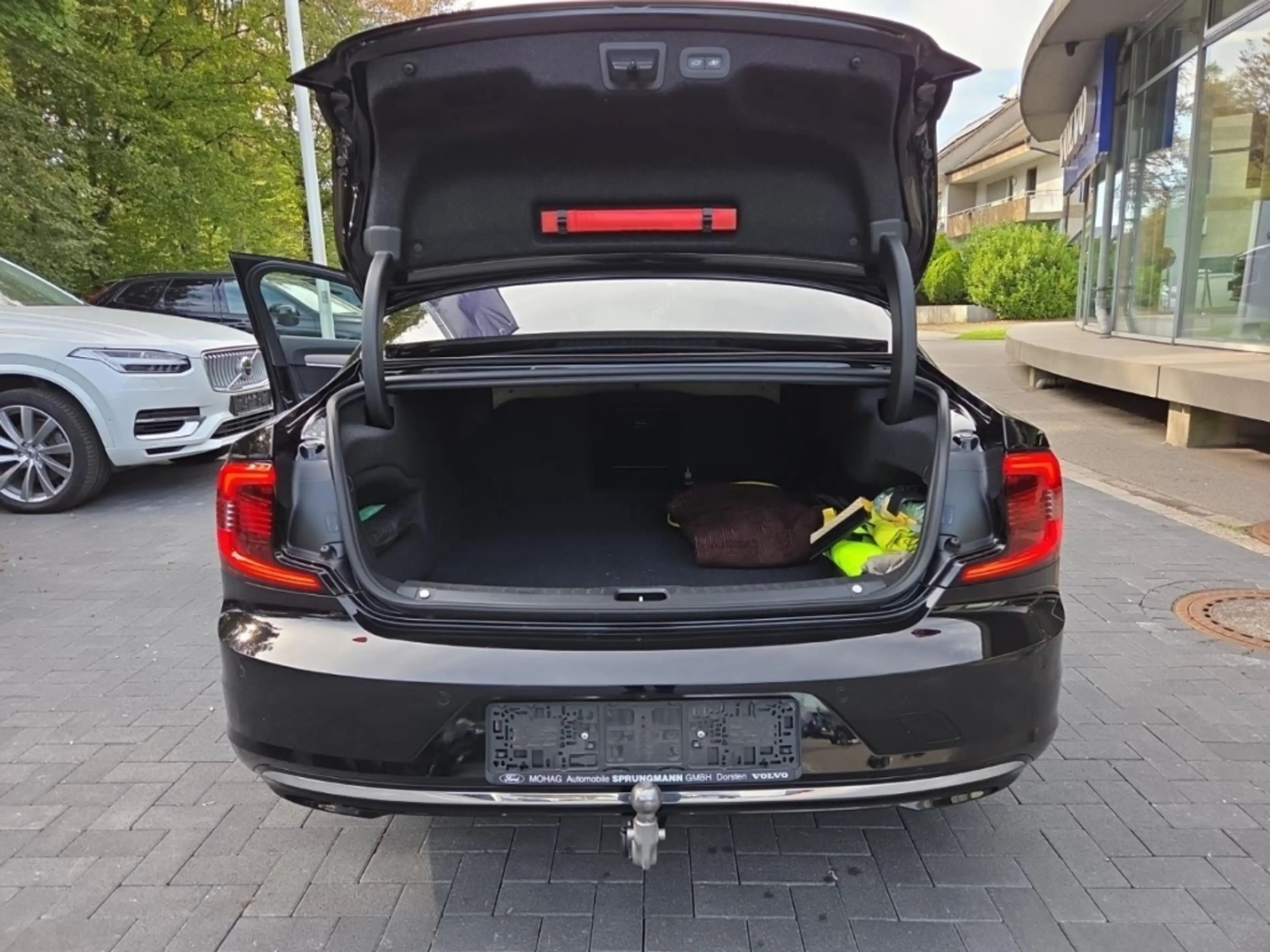 Volvo S90 T8 AWD PHEV Inscription semielektrisch HarmanKardo — photo 12