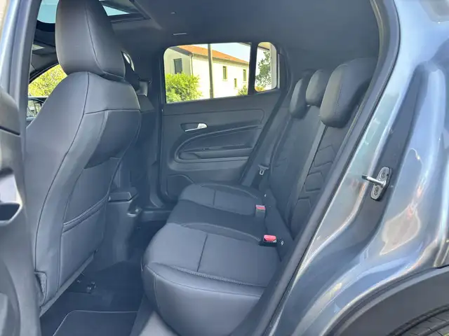 Jeep Avenger view 10