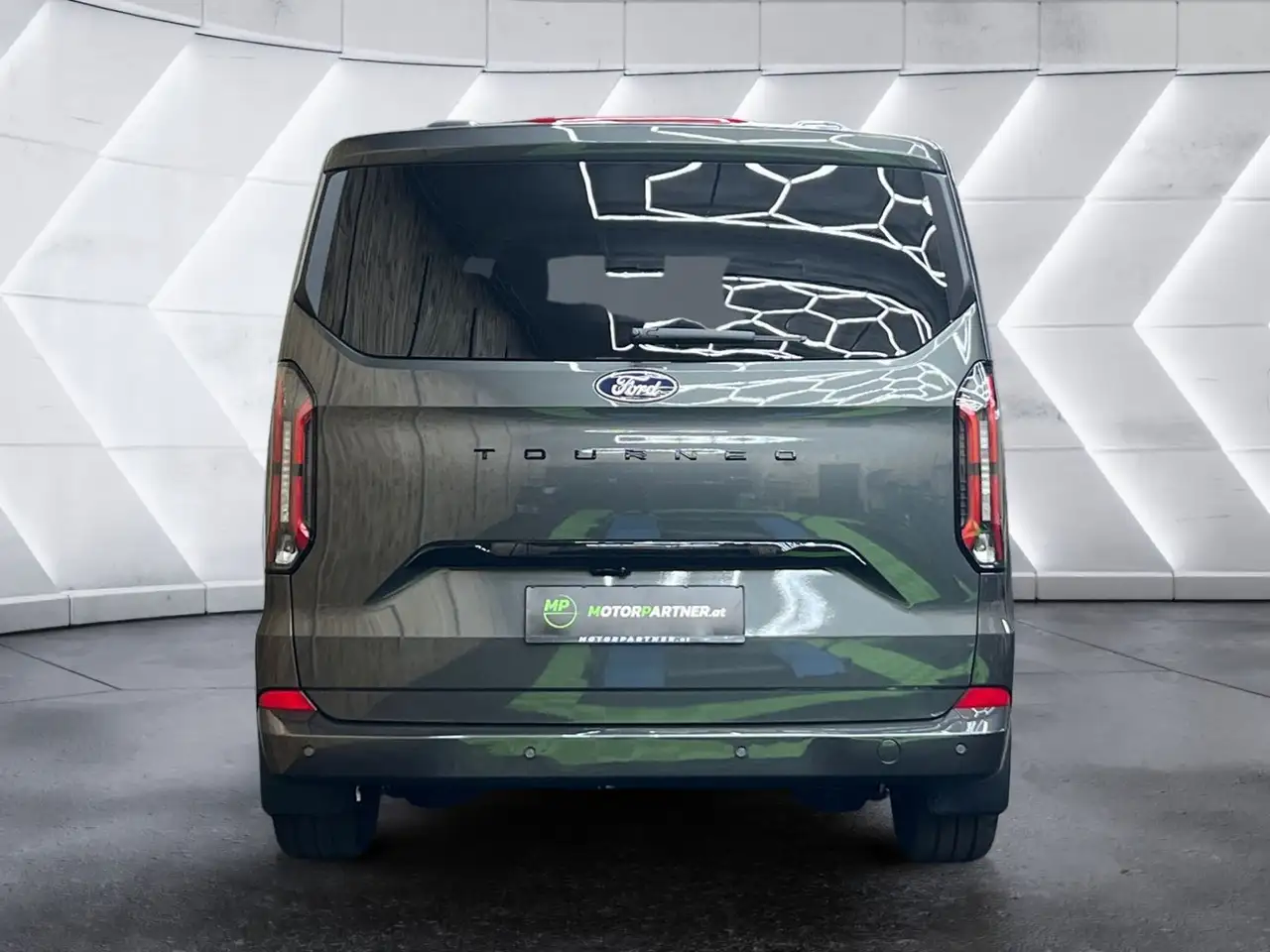 Ford Tourneo Custom 2026