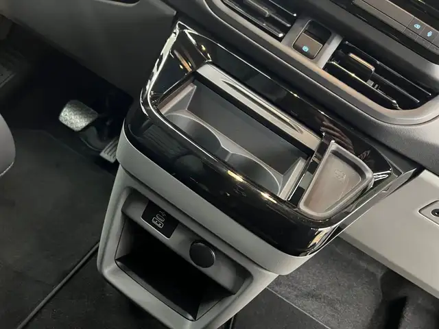 Ford Tourneo Custom Titanium Bus *8-Sitze* L2 Ansicht 18