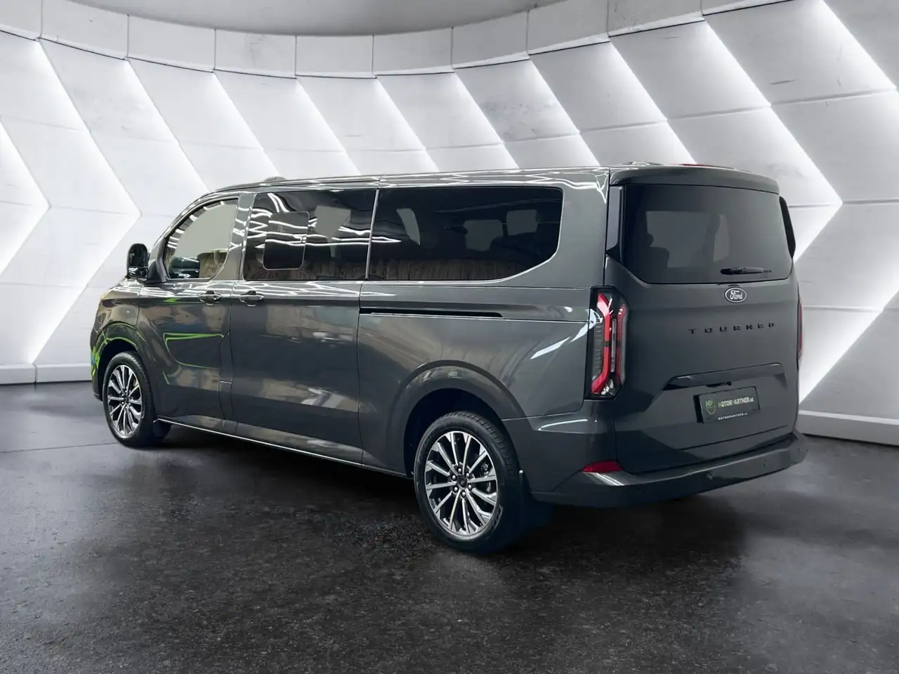 Ford Tourneo Custom 2026