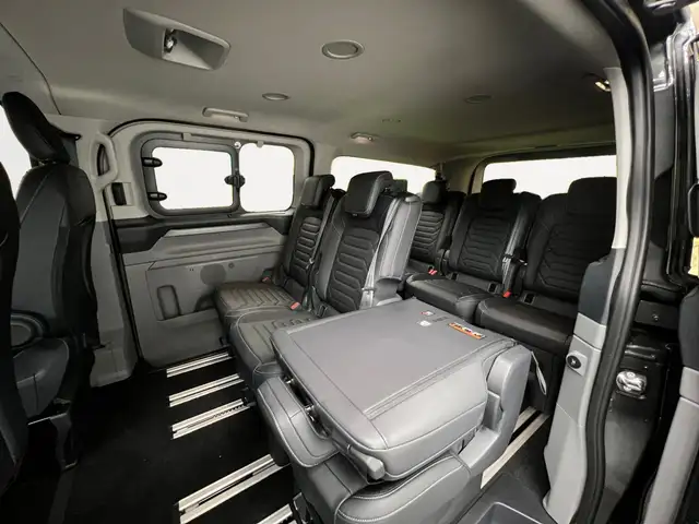 Ford Tourneo Custom Titanium Bus *8-Sitze* L2 Ansicht 20