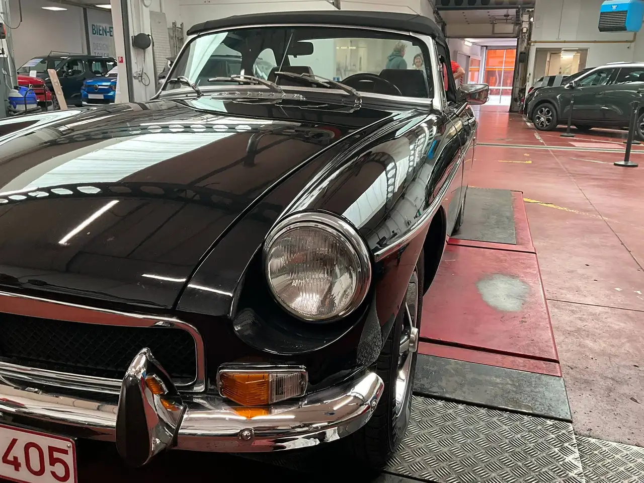 MG MGB 1800 Essence Oldtimer restaurée, foto 5