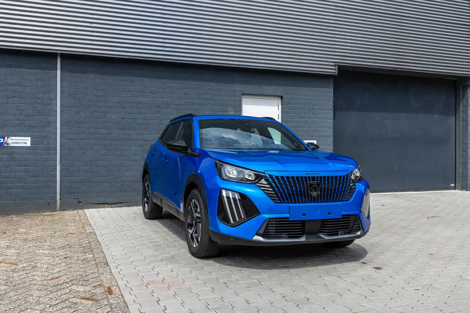Peugeot 2008 1.2 PureTech Allure 130PK Automaat Bleu - 2