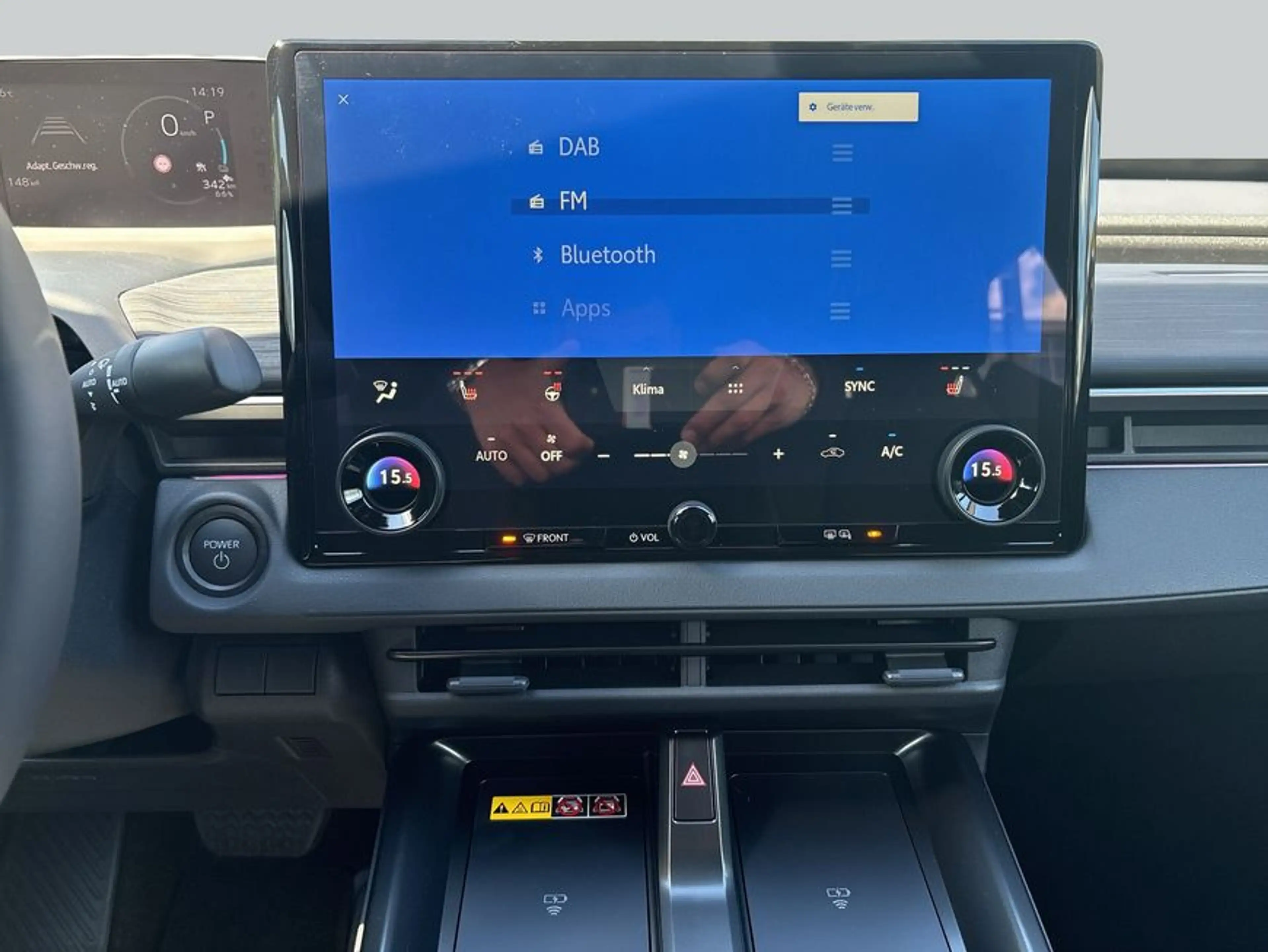 Toyota C-HR+ + 77kWh Teamplayer Navi Kamera LED — photo 15