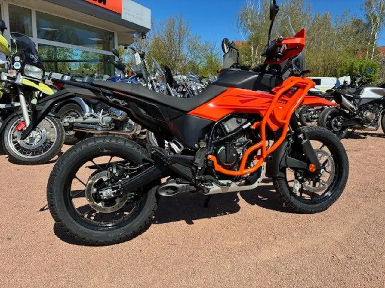 KTM