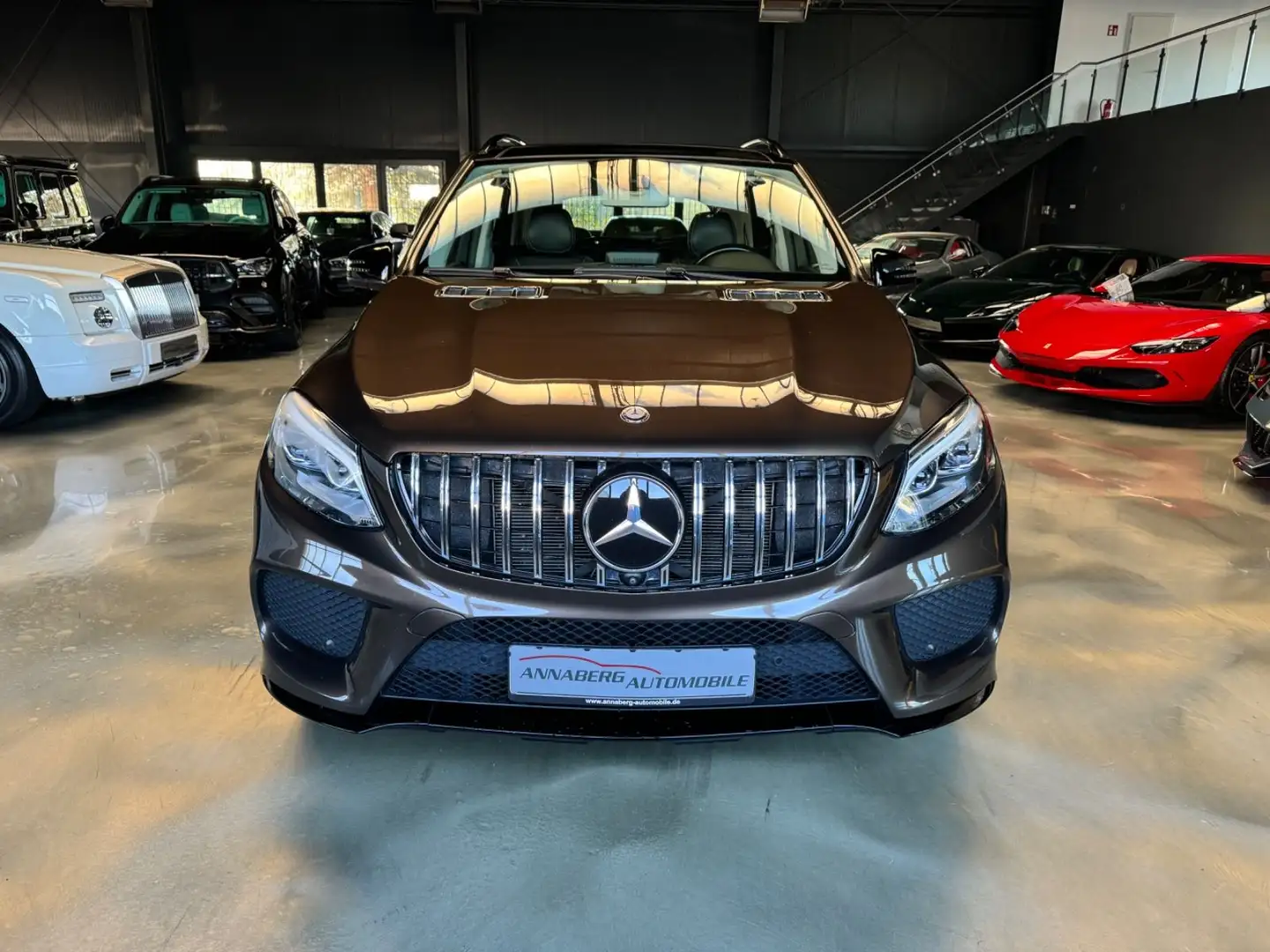 Mercedes-Benz GLE 450 PANORAMA/360/NIGHT/PARK/LED/AMG INT. Brun - 2