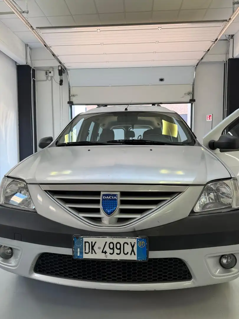 Dacia Logan Logan I 2007 MCV 1.5 dci Laureate 85cv 7p Argent - 1
