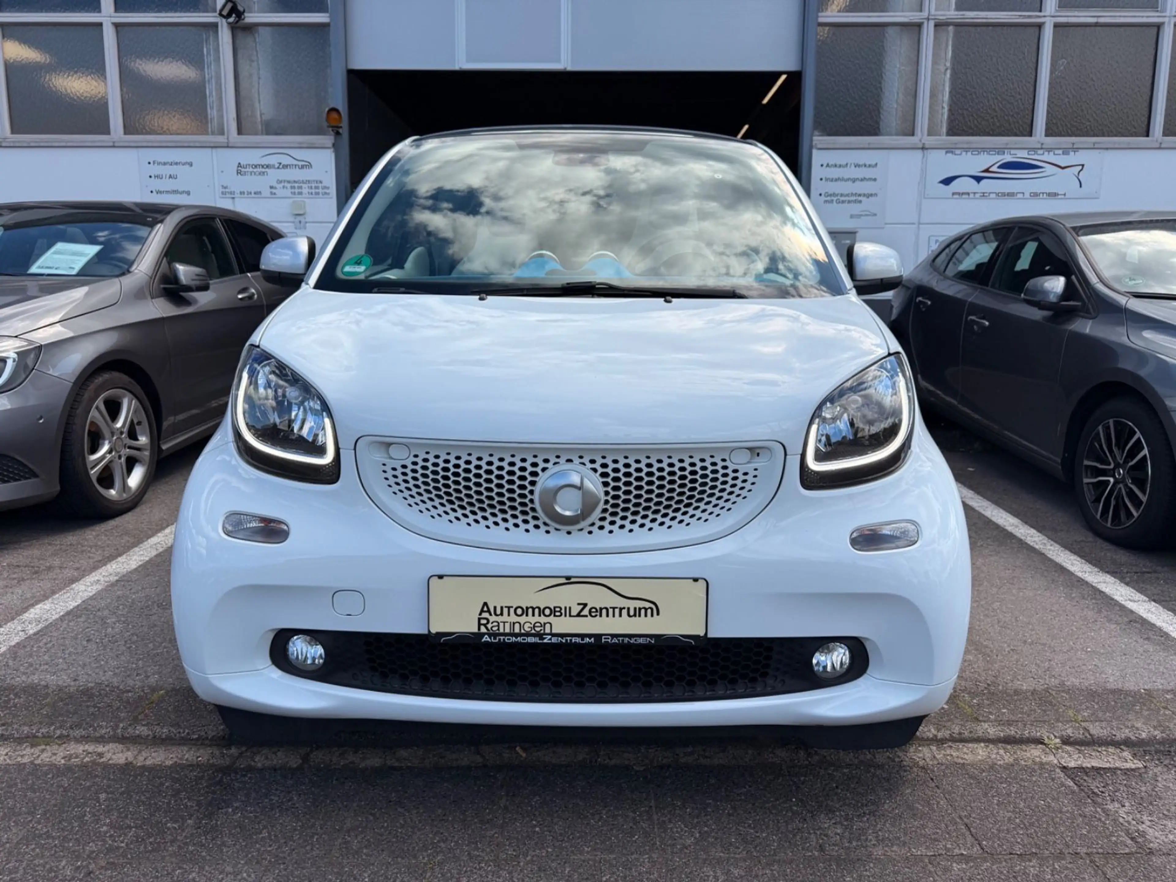 smart forTwo 1.0 2.HD*PANO*LED*NAVI*ALU*TOP ZUSTAND* — photo 2