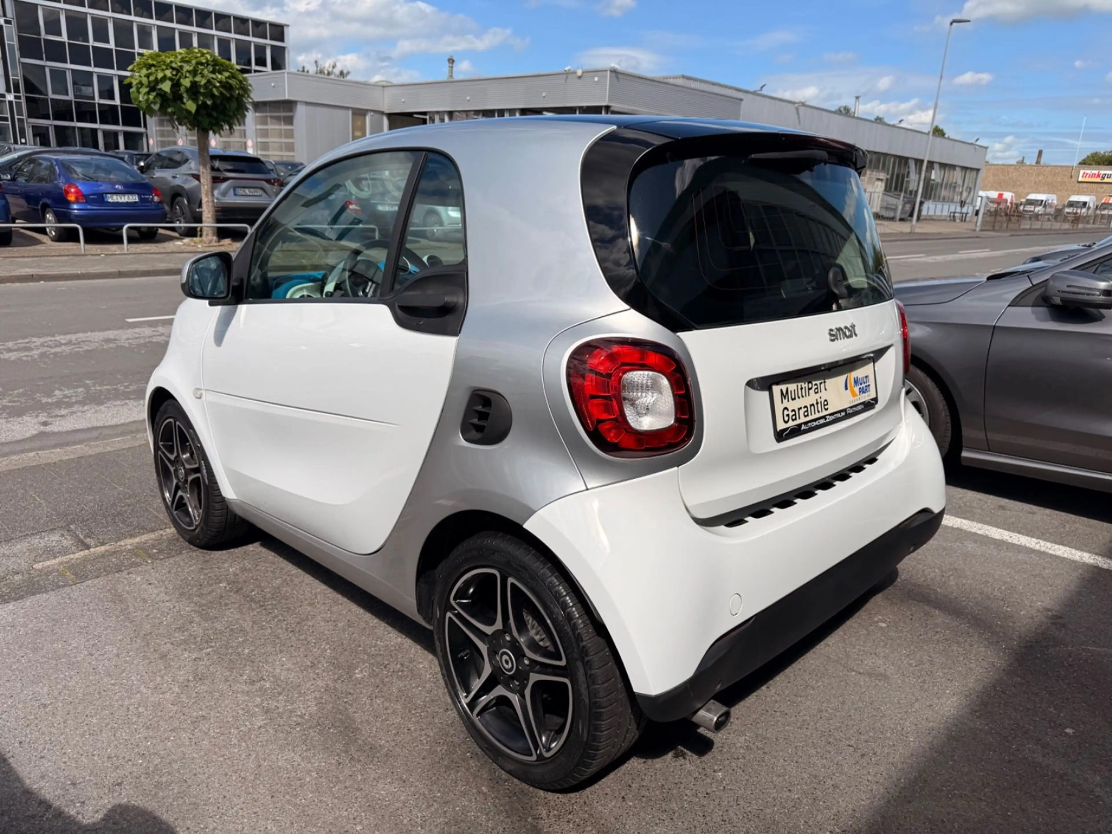 smart forTwo 1.0 2.HD*PANO*LED*NAVI*ALU*TOP ZUSTAND* — photo 4