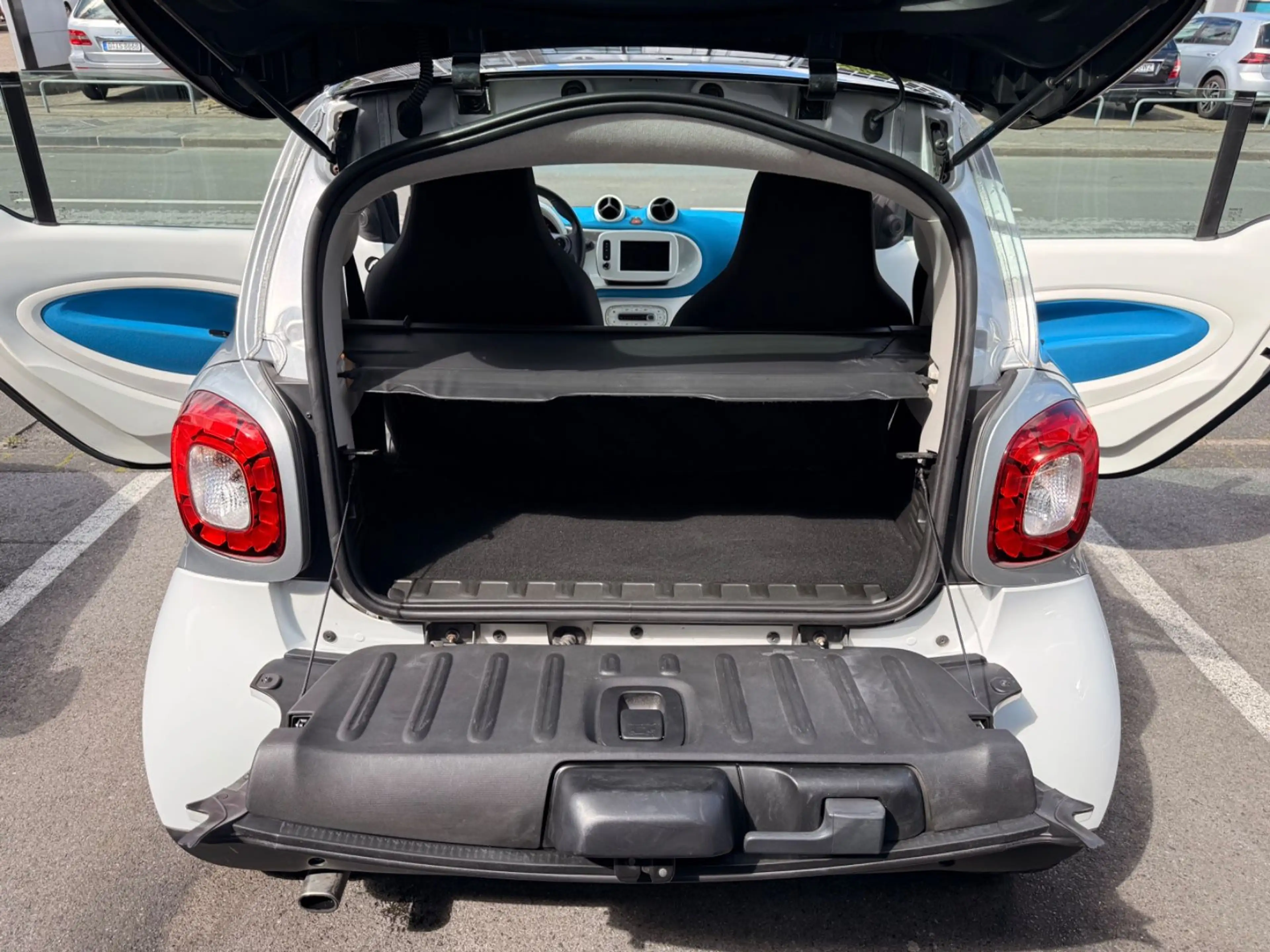 smart forTwo 1.0 2.HD*PANO*LED*NAVI*ALU*TOP ZUSTAND* — photo 14