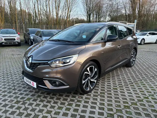 Renault Grand Scenic 1,2i*Vollleder*Massage*Bose*7-Sitze