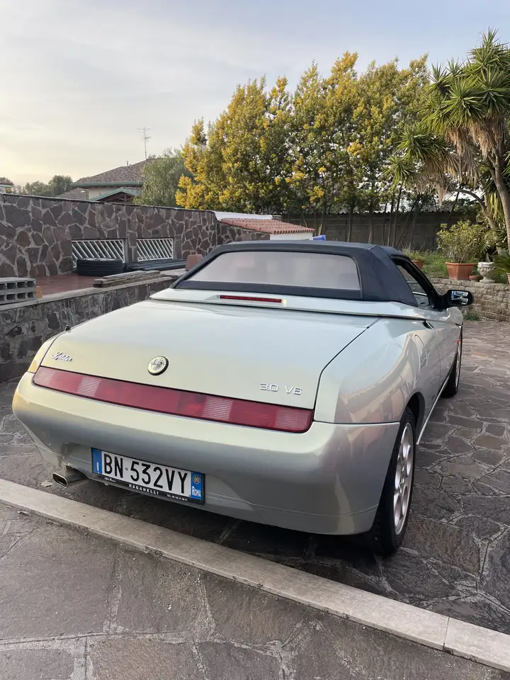 Alfa Romeo Spider 3.0 12v Lusso capote elettrica, foto 4