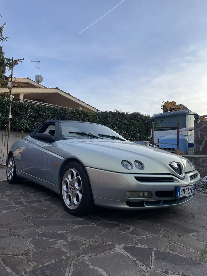 Alfa Romeo Spider 3.0 12v Lusso capote elettrica, foto 2