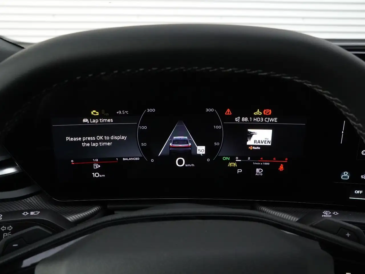Audi SQ5 снимка Audi SQ5