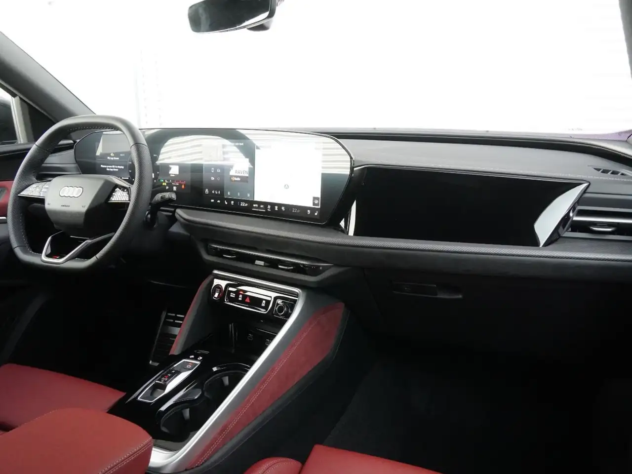 Audi SQ5 снимка Audi SQ5